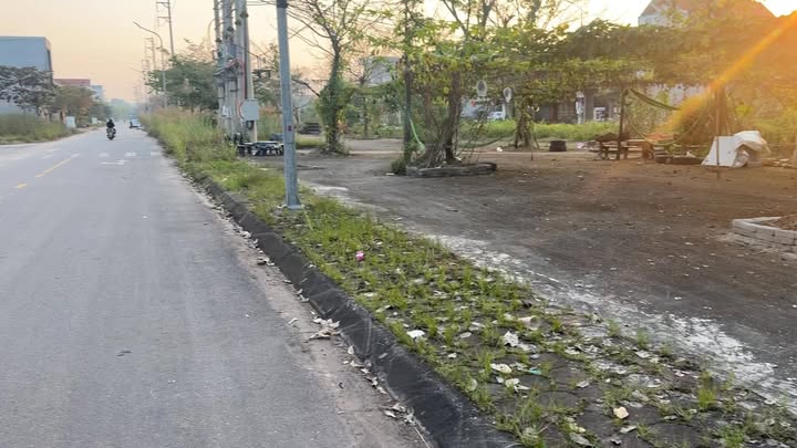 Đất nền Khu đô thị Phồn Xương 112m² giá 2 tỷ - Vị trí kinh doanh đắc địa!