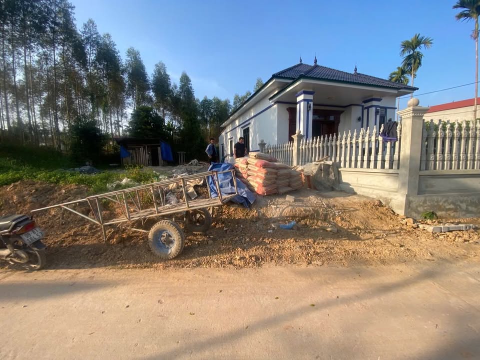 Đất thổ cư 300m² tại Đồng Vương, Yên Thế - Giá chỉ 500 triệu, tiện ích xung quanh đầy đủ!