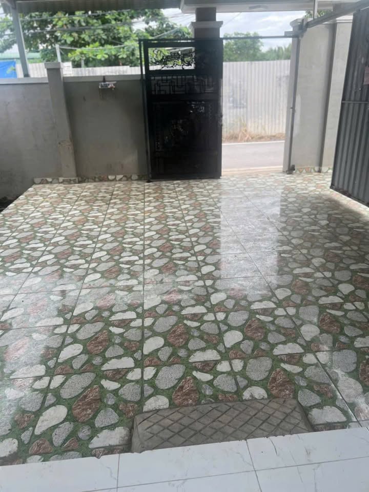 Nhà cho thuê nguyên căn tại phường Long Trường, Q9 - Giá chỉ 3.5 triệu/tháng!