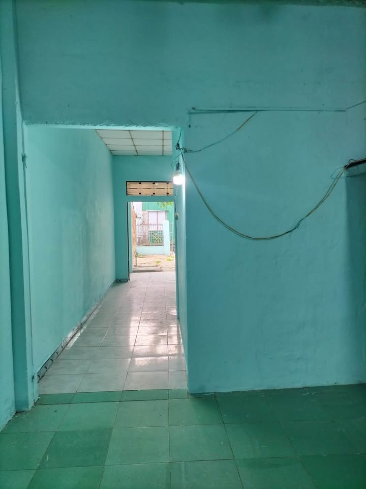 Nhà phố Mẹ Suốt, Liên Chiểu 103m² giá chỉ 2 tỷ - Cơ hội không thể bỏ lỡ!