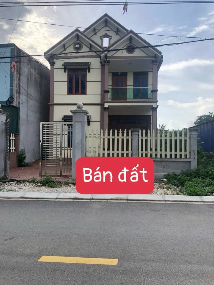 Nhà đẹp tại Phả Lại, Chí Linh 300m² - Thiết kế hiện đại, sẵn sàng vào ở!