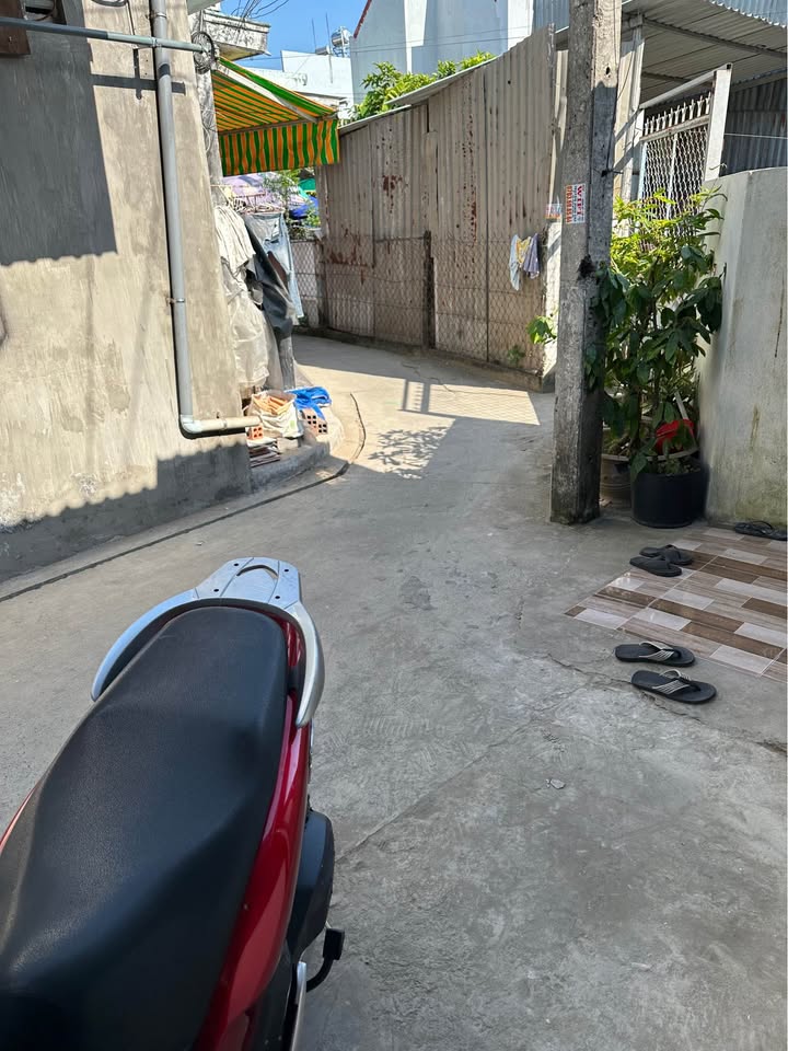 Nhà mới bán gấp tại Phường 3, Vĩnh Long 68m² giá 1.25 tỷ - Đường rộng, gần chợ!