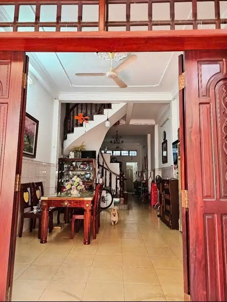 Nhà 2 tầng hẻm 4m Nguyễn Thị Thập, Quận 7, giá 1.25 tỷ - Sổ hồng chính chủ!