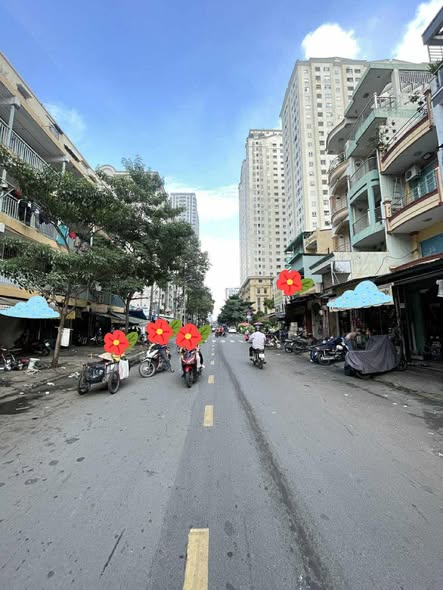 Bán gấp FrontHouse Vĩnh Viễn, Quận 11, 38m² chỉ 15.5 tỷ - Kinh doanh đắc địa!