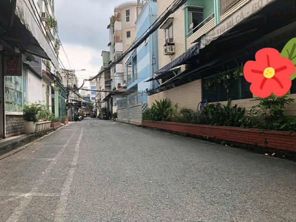 Nhà riêng quận 10, đường Nguyễn Tri Phương 37m² giá 12.5 tỷ - Tiện ích xung quanh phong phú!