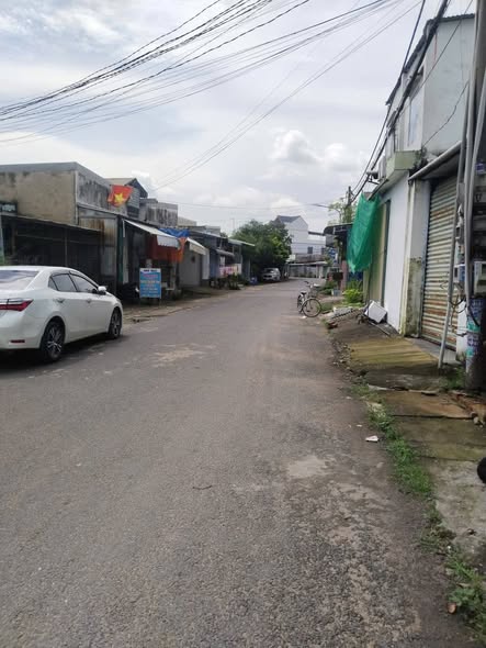 Đất mặt tiền Ấp Bến Sắn, Nhơn Trạch 160m² giá 4 tỷ - Kinh doanh sầm uất!