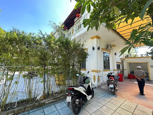 Biệt thự Villa Sân Vườn Tân An 1050m² giá 20 triệu - Không gian sống lý tưởng!