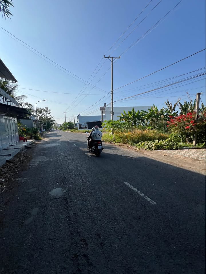 Đất nền mặt tiền Trần Hưng Đạo, Mỹ Xuyên 204m² giá chỉ 1.288 tỷ - Cơ hội đầu tư tuyệt vời!