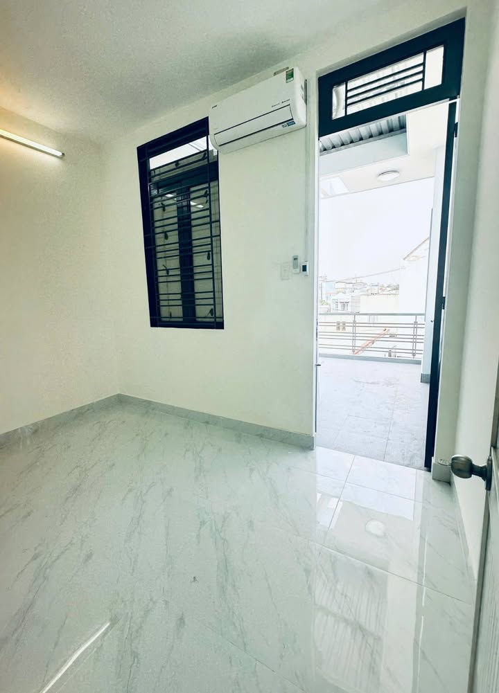 Phòng cho thuê mini tại Đường Số 8, Linh Xuân, 25m² chỉ 3 triệu - Tiện nghi đầy đủ!