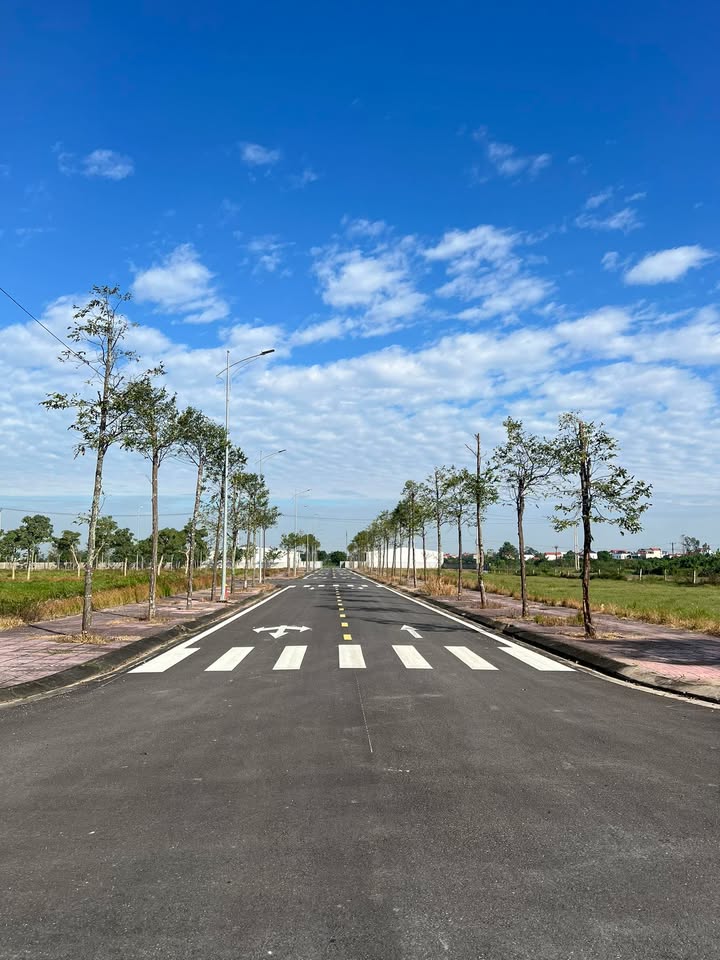 Đất nền KDT Mạnh Hùng, Bắc Lý, 94m² giá chỉ 1.4 tỷ - Cơ hội đầu tư tuyệt vời!