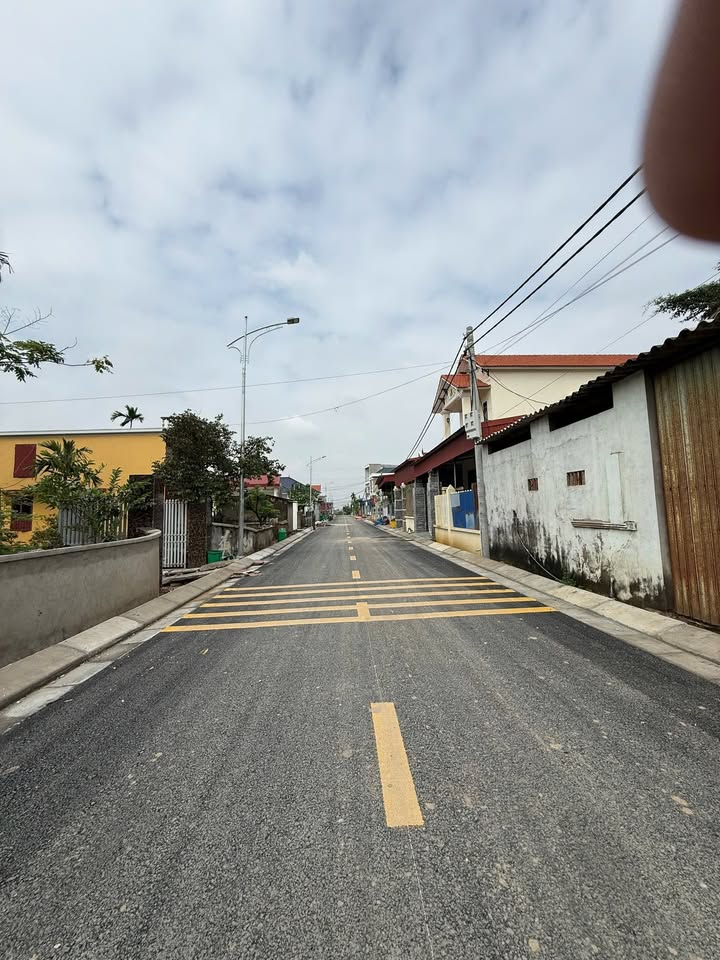 Đất mặt đường Đại Trà, Kiến Thụy, 94m² giá 2.82 tỷ - Cơ hội đầu tư sinh lời cao!