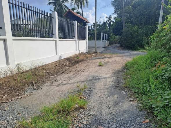 Đất nền Hóc Môn 1073m² giá 5.2 tỷ - Đường rộng xe tải vào tận đất!