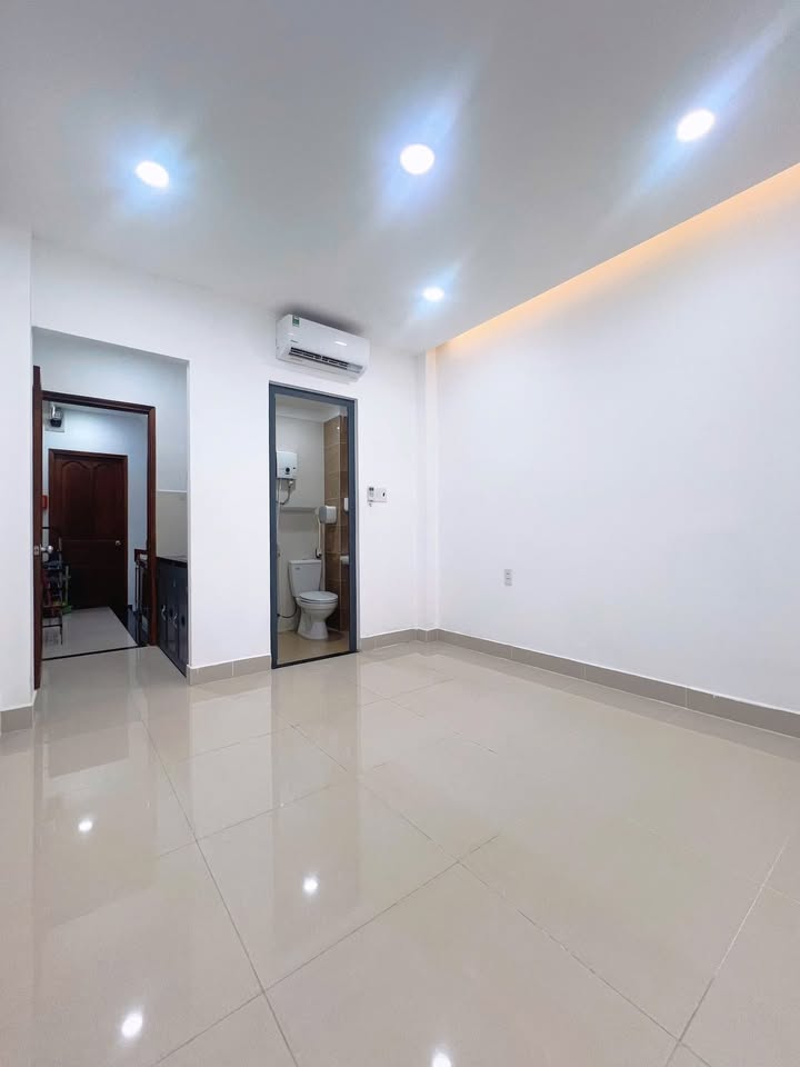 Phòng trọ cho thuê tại hẻm 463b CMT8, Q10 - Giá chỉ 4 triệu/tháng, trống ngay!