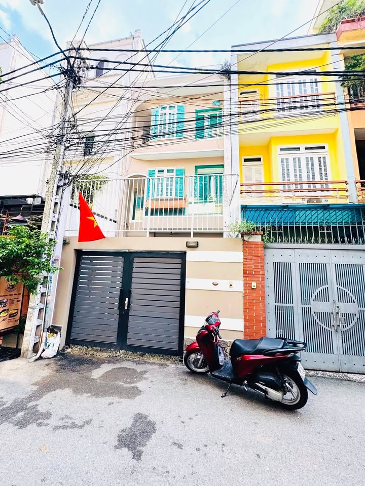 Nhà nguyên căn cho thuê Hẻm xe hơi Nguyễn Thị Minh Khai, Quận 1 - Diện tích 72m², phù hợp kinh doanh