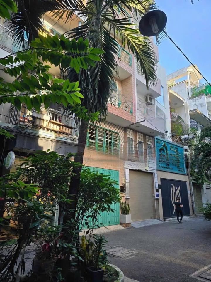 Nhà nguyên căn cho thuê Cư Xá Trần Quang Diệu, Quận 3 - Phù hợp làm văn phòng, spa, trung tâm dạy học!