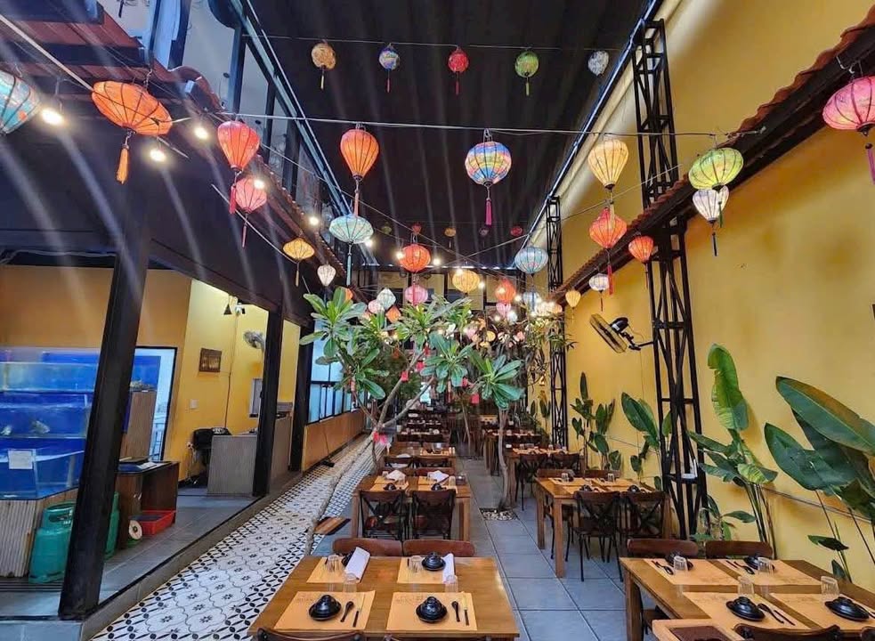 Cho thuê mặt bằng 150m² đường Hồ Nghinh, Đà Nẵng - Vị trí đắc địa gần biển!