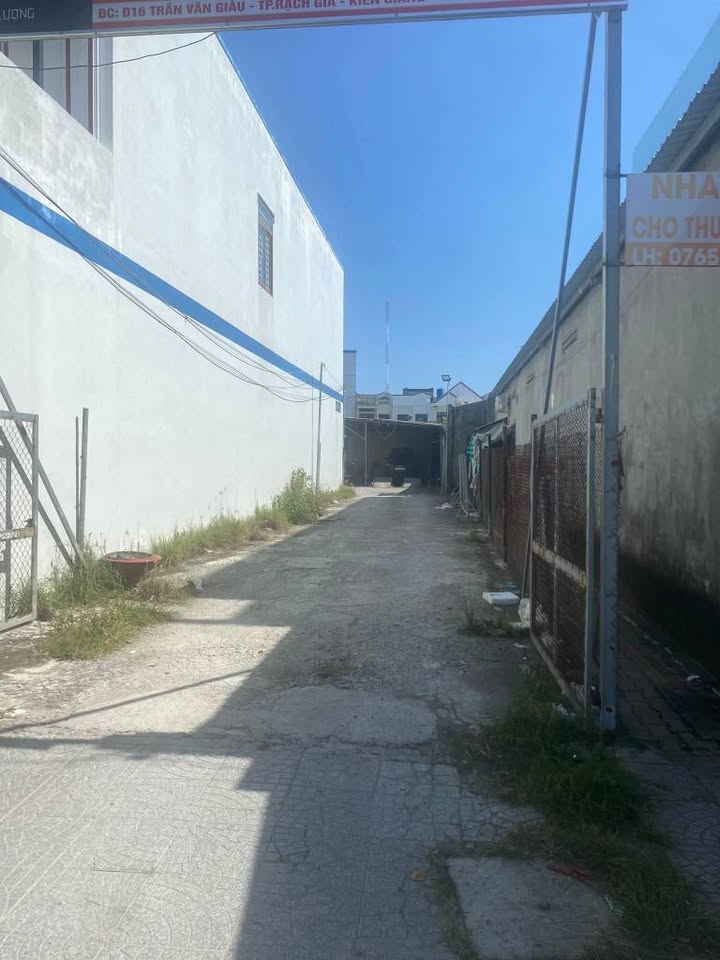 Nhà mặt bằng cho thuê 1000m² tại Rạch Giá - Giá chỉ 13 triệu/tháng!