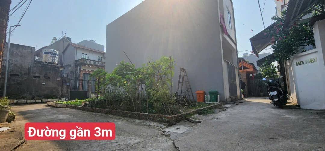 Đất nền lô góc 3 mặt thoáng tại Quang Minh, Mê Linh 50m² - Thổ cư hoàn toàn!