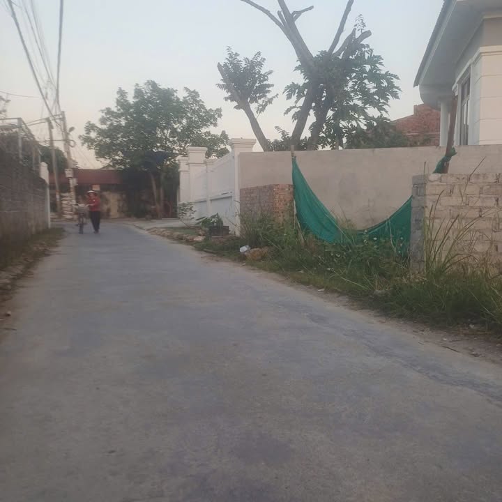 Đất nền Kênh Giang Thủy Nguyên 80m² giá 1.3 tỷ - Gần cầu Giá, vị trí đắc địa!