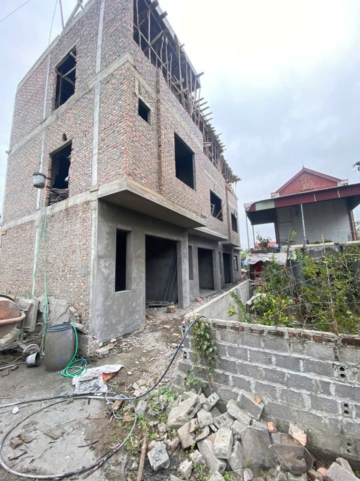 Nhà 3 tầng thôn Đào Yêu, Hồng Thái, An Dương 40m² giá 1.1 tỷ - Sổ đỏ chính chủ!