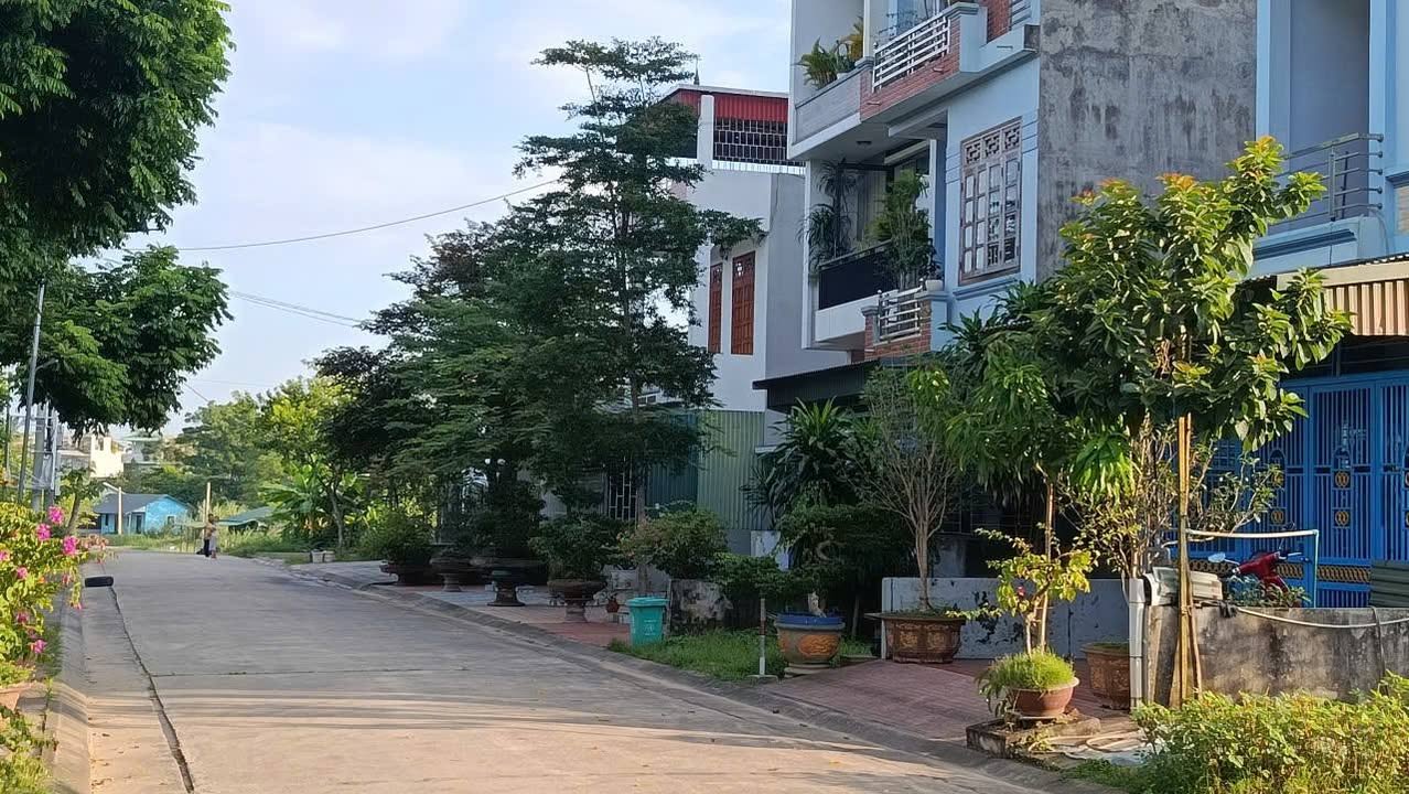 Lô đất phân lô 100m² tại phường An Tường - Sổ đỏ chính chủ, giá thỏa thuận!