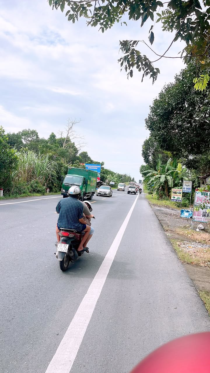 Đất nền nghỉ dưỡng hoặc kho bãi tại Nhơn Ái, Cần Thơ - Diện tích 1.200m² giá 7.2 tỷ