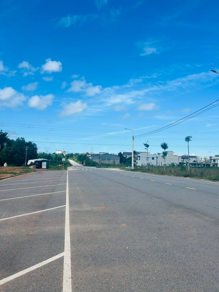 Đất nền Khu Đô Thị Nam Đông Hà 200m² giá 1.9 tỷ - View hồ tuyệt đẹp!