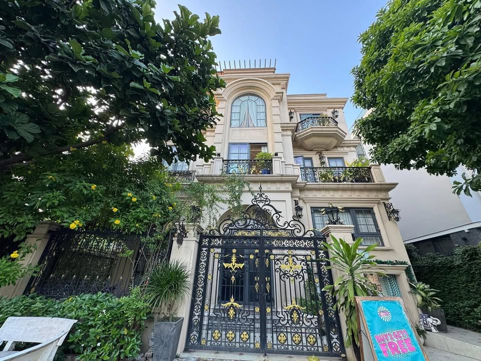 Biệt thự đơn lập Nam Thông 2, quận 7, diện tích 275m² - Thiết kế hiện đại, sang trọng!