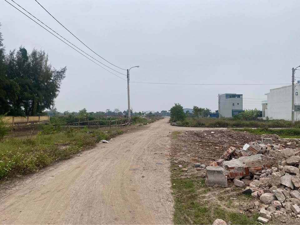 Đất nền Vũ Lăng Tiền Hải 82.6m² giá chỉ 700 triệu - Đầu tư sinh lời ngay!