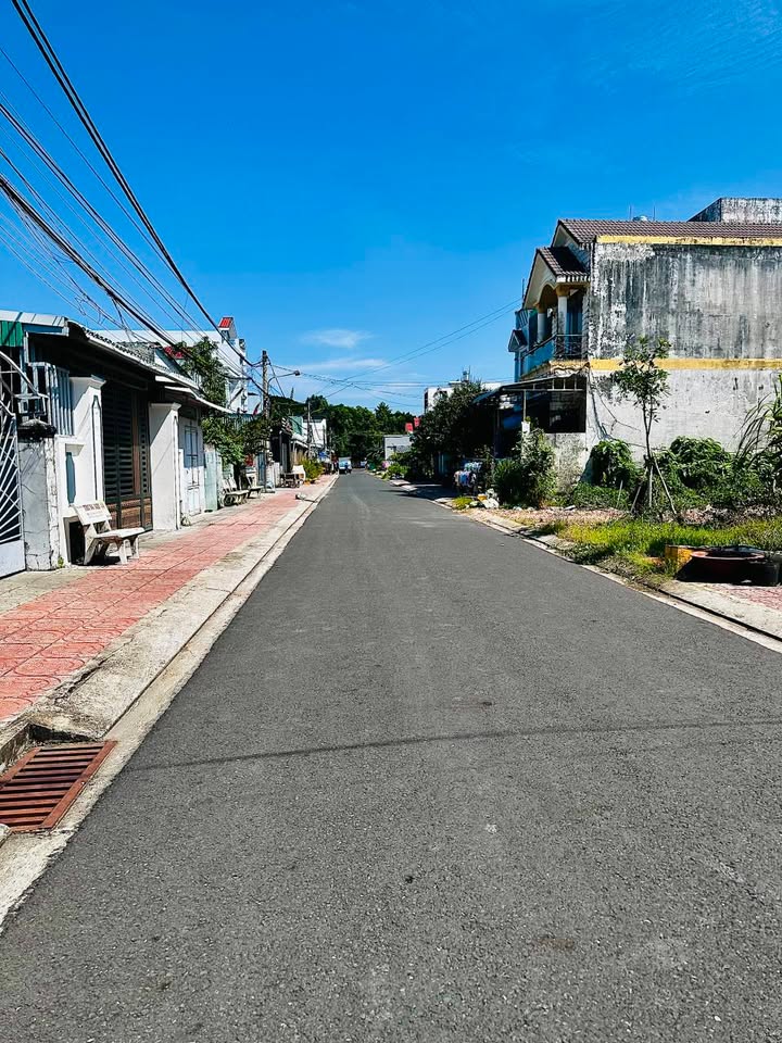 Nhà cho thuê 2 tầng đường Lê Văn Bì, An Thới, Cần Thơ - Giá chỉ 6 triệu/tháng!