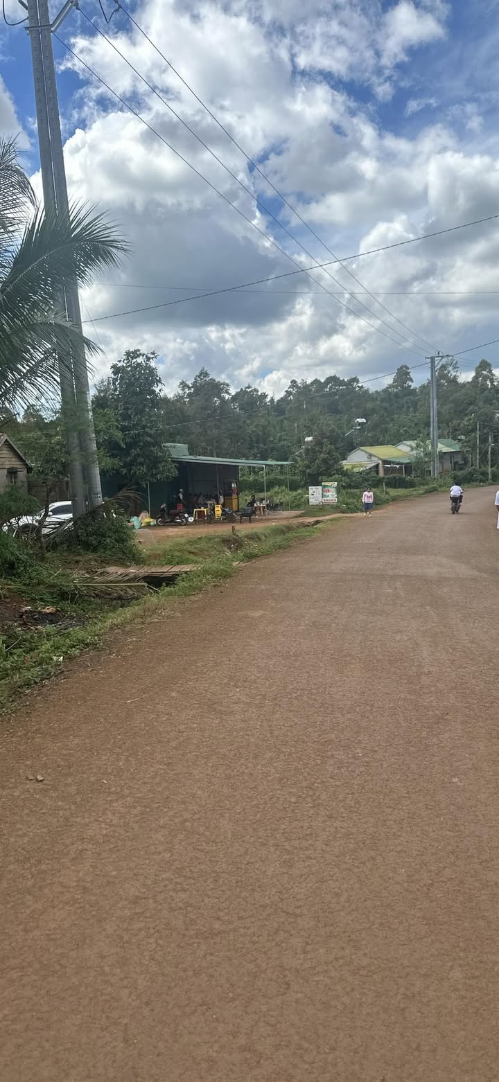 Đất thổ cư Đắk Mon 225m² giá 700 triệu - Sổ đỏ chính chủ!