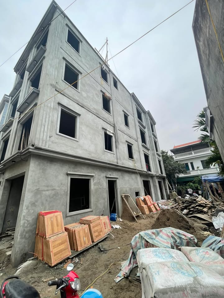 Nhà Hoài Đức 30m² giá 2 tỷ - Thiết kế đẹp, ô tô đậu ngay!