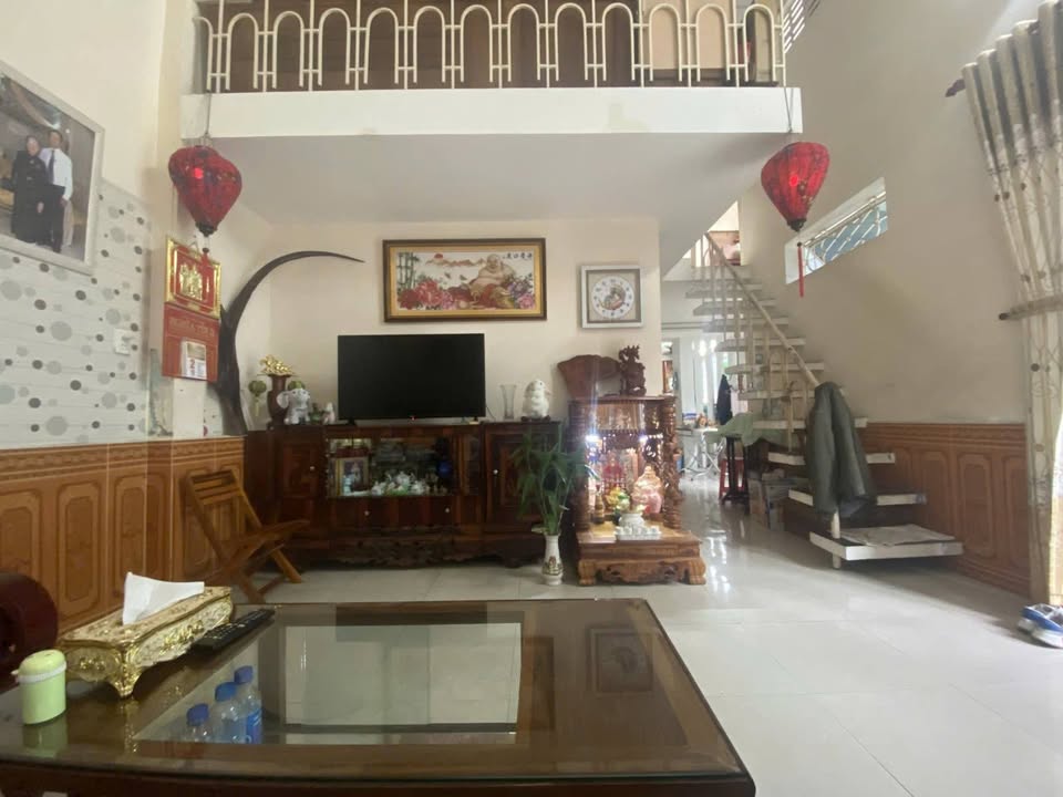 Nhà riêng Lê Duẩn, Thanh Khê 55m² giá 2 tỷ - Căn duy nhất, nhanh tay kẻo lỡ!