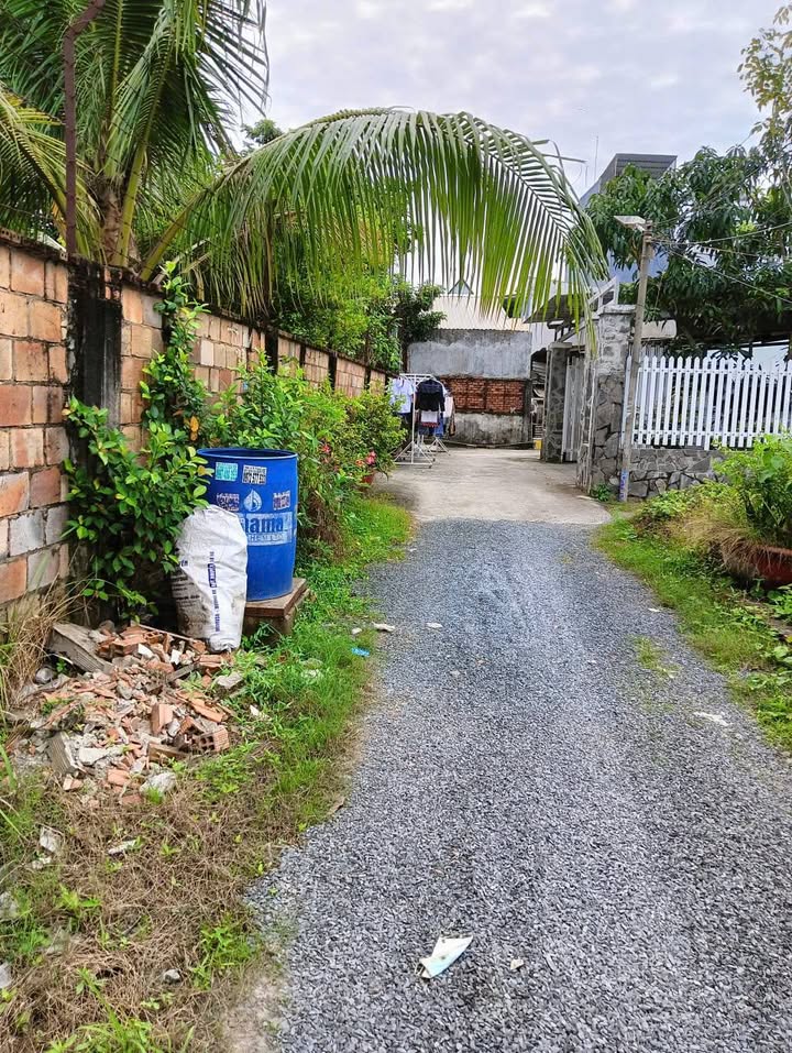 Đất nền Vĩnh Phú 836m² giá 23.4 tỷ - Đầu tư lý tưởng cho xưởng và nhà vườn!