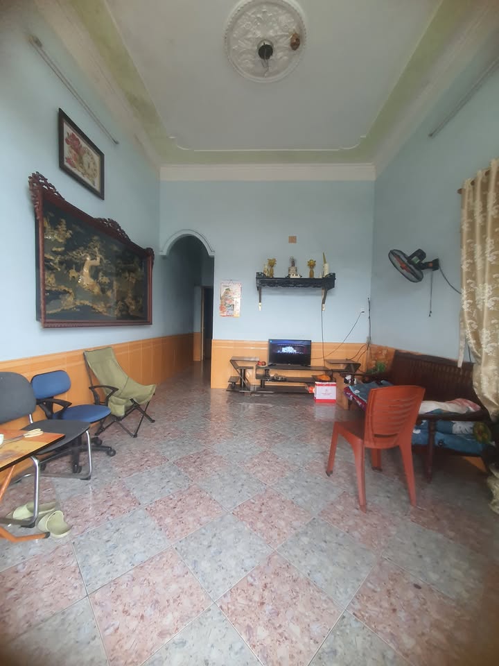 Nhà riêng Hạ Long 181m² giá 1.65 tỷ - Ngõ xe tải vào tận nơi!