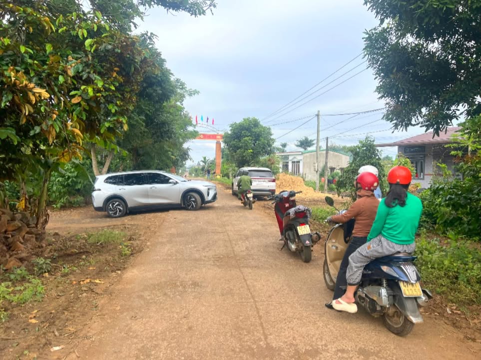 Đất nền xã Ea Phê, huyện Krông Pắc 350m² giá chỉ 1.099 tỷ - Mặt tiền kinh doanh thuận lợi!