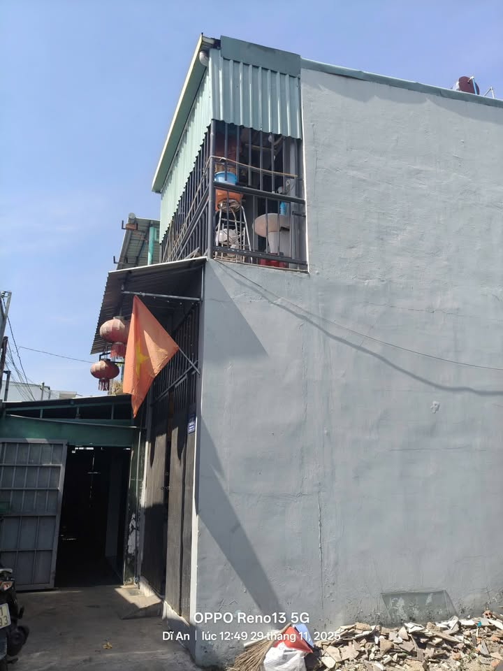 Nhà phố Dĩ An 28m² giá 2.1 tỷ - Chính chủ bán gấp, hỗ trợ vay ngân hàng!