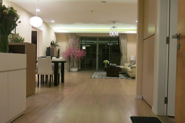 Căn hộ Mandarin Garden Cầu Giấy 130m² giá 22 triệu - Nhà trống, vào ở ngay!