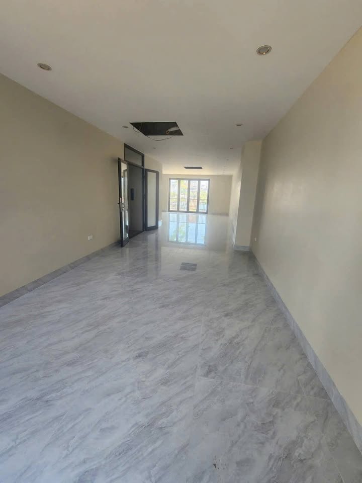 Cho thuê FrontHouse Monbay Hạ Long 90m² giá 35 triệu - Không gian lý tưởng cho kinh doanh!