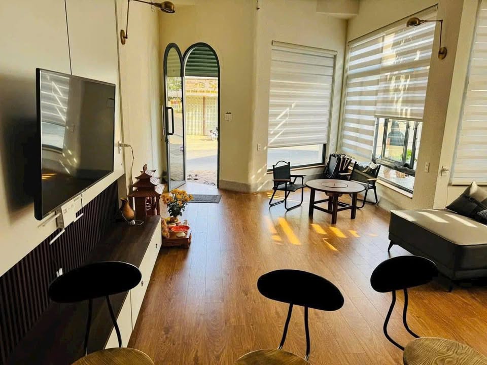 Nhà mặt tiền đường Thống Nhất, TP Pleiku, 64.95m² giá 3.2 tỷ - Đầu tư sinh lời ngay!