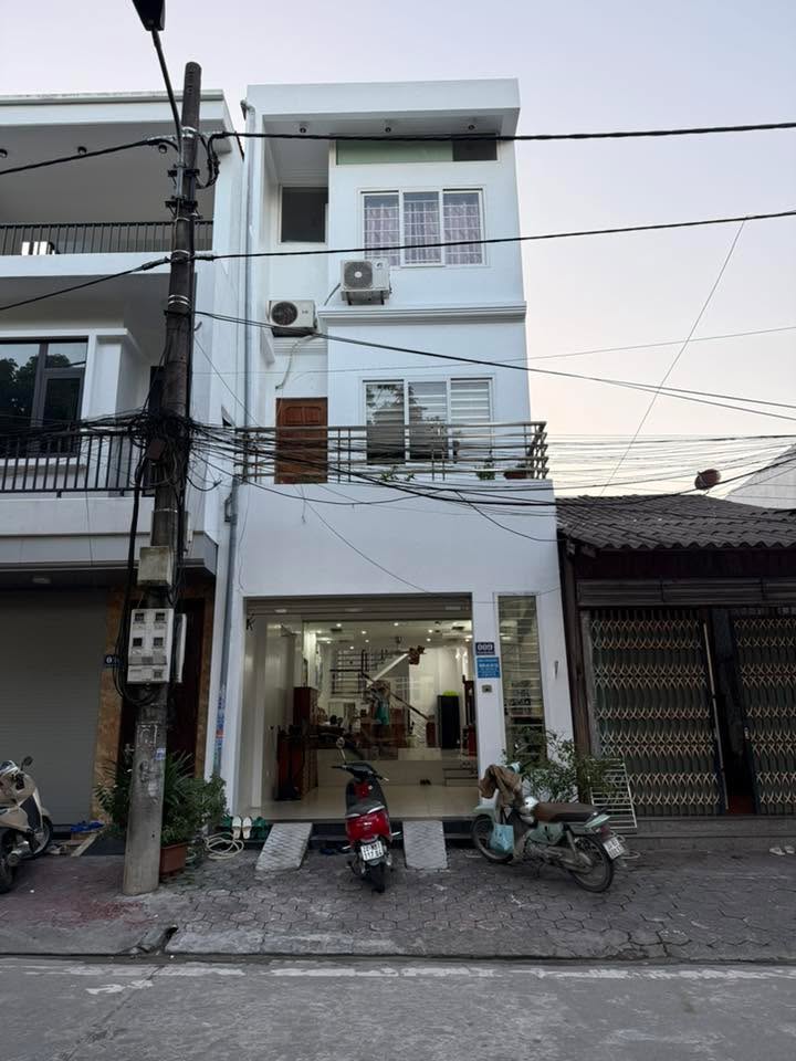 Nhà 3 tầng đường Phùng Khắc Khoan, Lào Cai 90m² giá 4 tỷ - Bìa đỏ chính chủ!