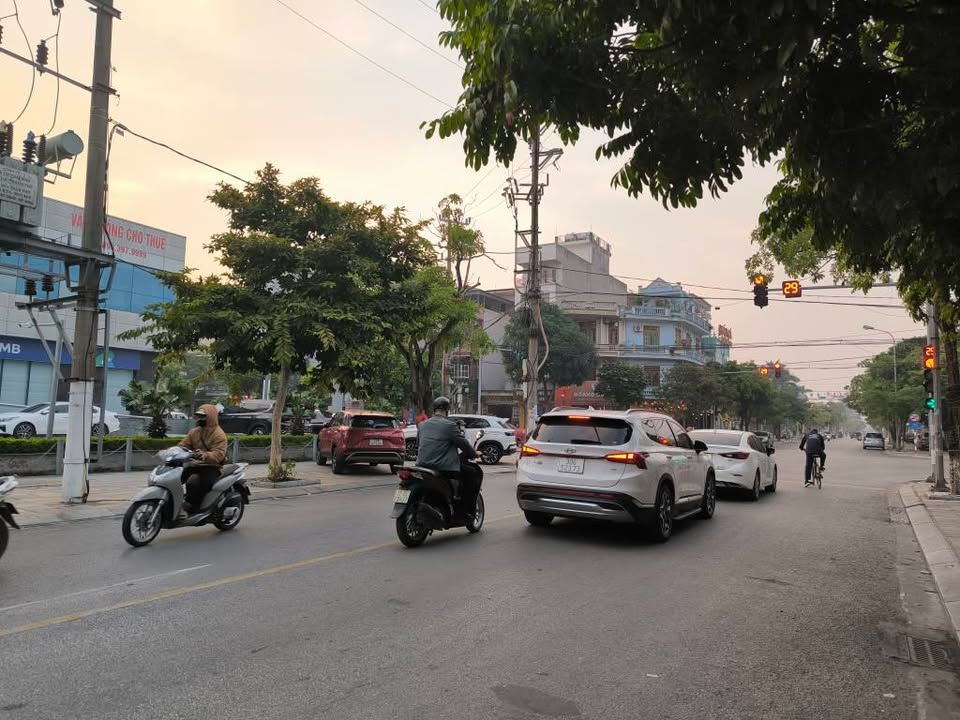 Lô góc mặt đường Trần Phú, Thái Bình 61.6m² giá 11 tỷ - Vị trí vàng kinh doanh!