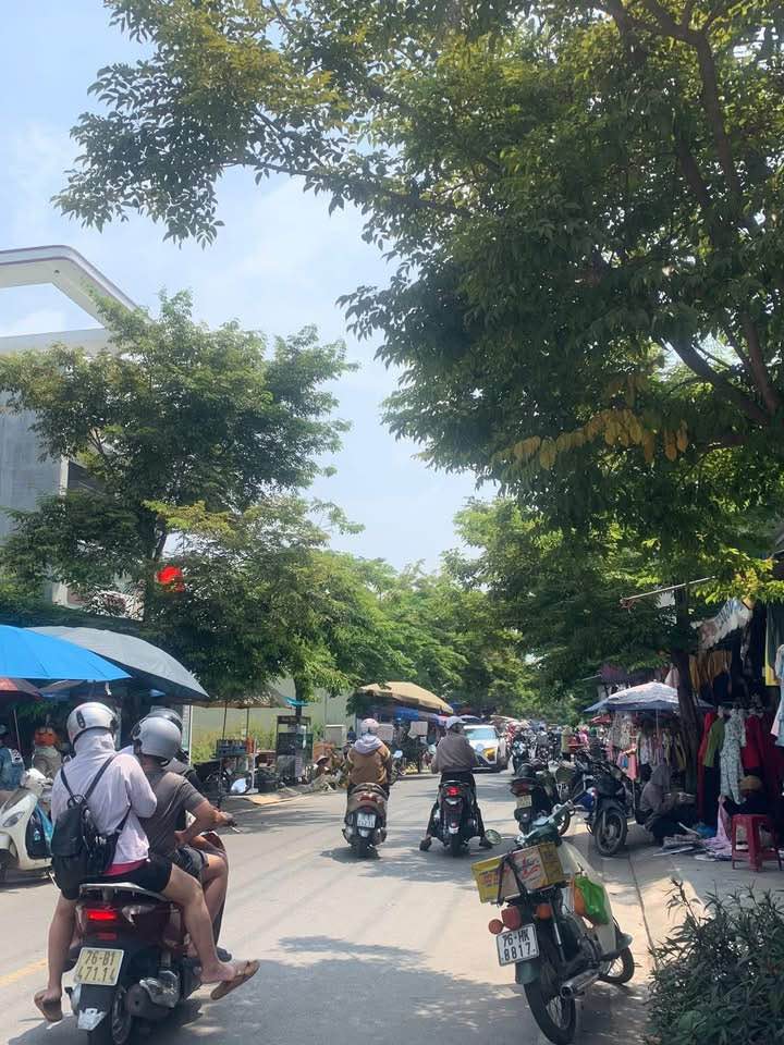 Đất nền Chợ Hàng Rượu, Quảng Ngãi 90m² giá 1.6 tỷ - Cơ hội đầu tư hấp dẫn!