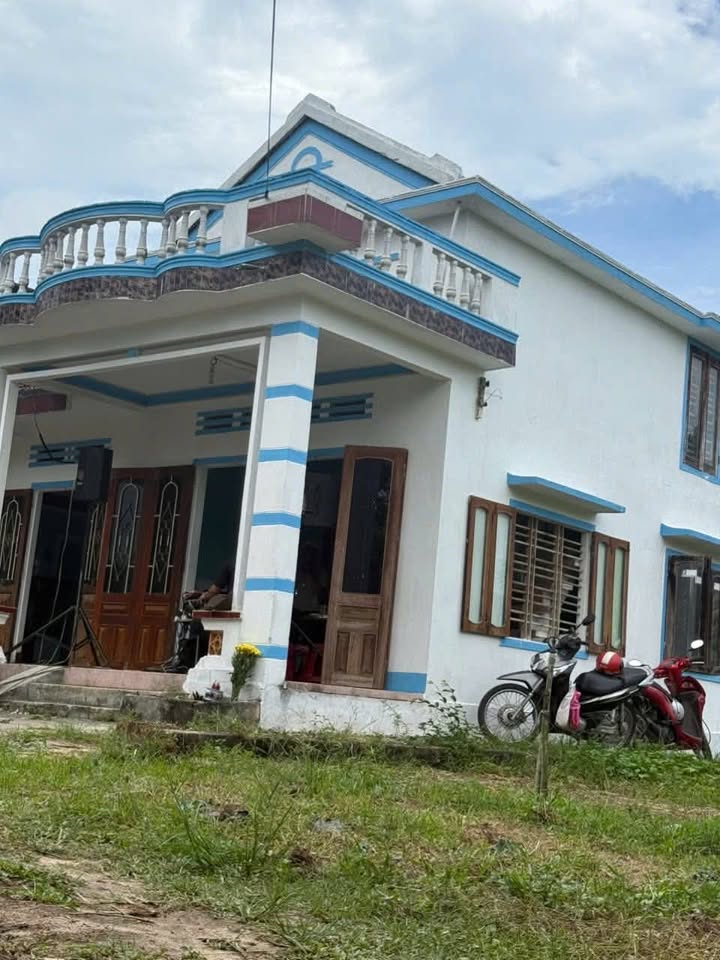 Nhà cấp 4 kiên cố tại Văn Hà, Mộ Đức 800m² giá chỉ 700 triệu - Gần biển và tiện ích!