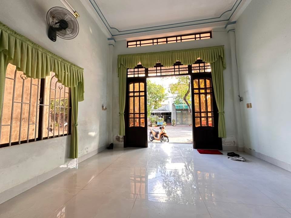 Cho thuê mặt tiền Ngô Sĩ Liên 100m² giá 3 triệu - Không gian làm việc lý tưởng!