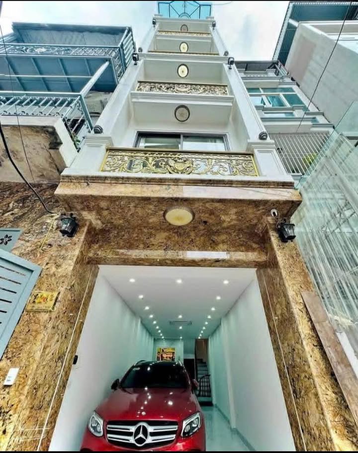 Nhà 6 Tầng Xuân Đỉnh 43m² giá Thỏa Thuận - Mặt Ngõ Kinh Doanh Đỉnh Cao!