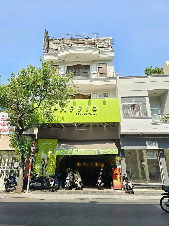 Nhà mặt tiền Huỳnh Văn Bánh, Phú Nhuận 82m² - Kinh doanh sầm uất