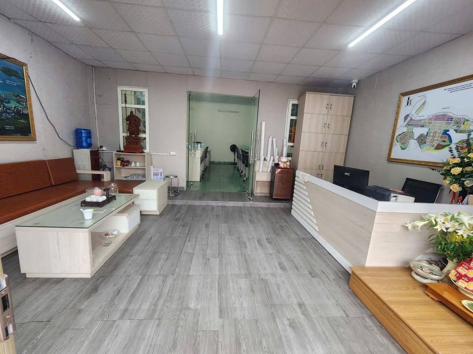 Nhà riêng Hạ Long 120m² giá 10 triệu - Phù hợp mở văn phòng, spa