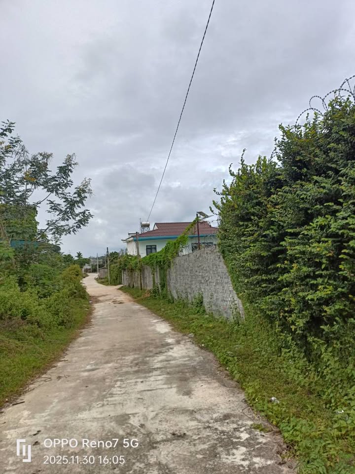 Đất thổ cư tại Kon Rờ Bàng, Vinh Quang, Kon Tum 350m² - Giá rẻ, vị trí đẹp!