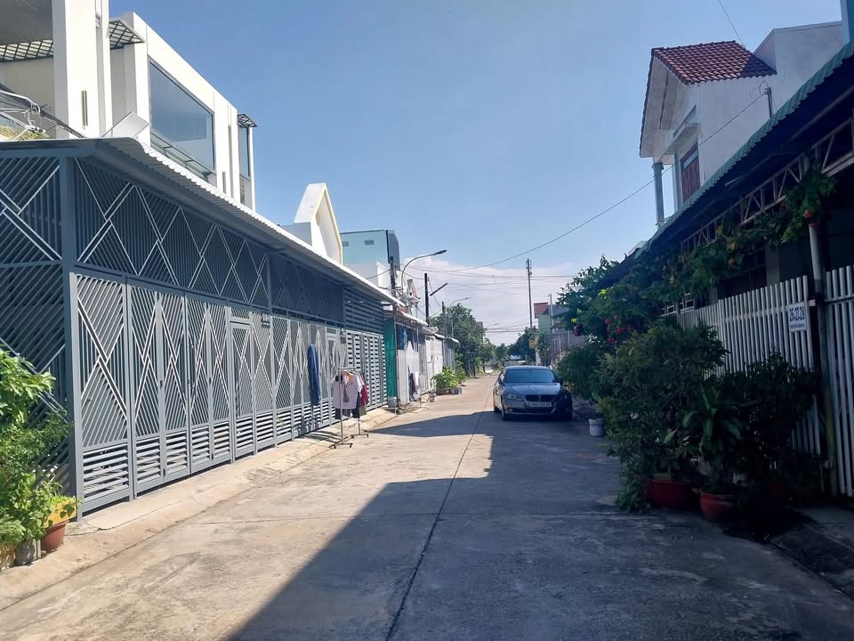 Đất nền mặt tiền đường Nguyễn Cảnh Dị, An Hoà, Rạch Giá 98m² giá 1.7 tỷ - Đầu tư sinh lời ngay!